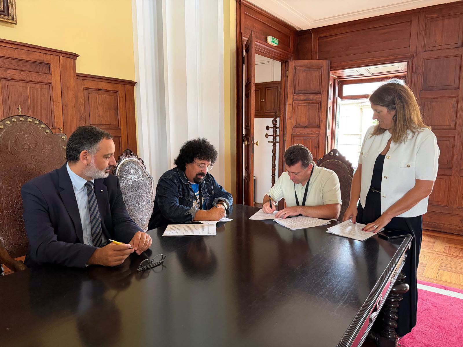 Assinado primeiro acordo laboral com trabalhadores da STAL, SINTAP, STFP Centro e SITOPAS
