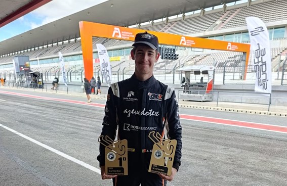 Afonso Azevedo conquista dupla vitória no automobilismo